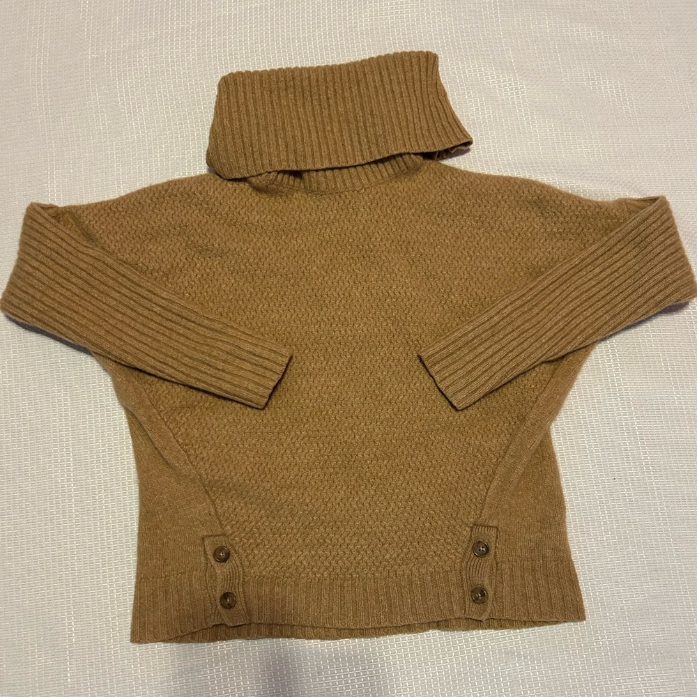 White + Warren Camel Turtleneck Sweater 100%Cashmere